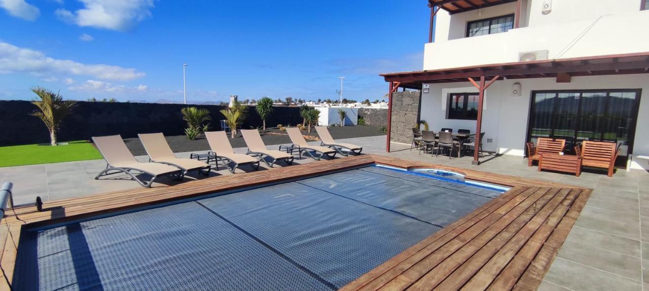 Villa Geneva - Relax Y Diversion Playa Blanca  Exterior foto